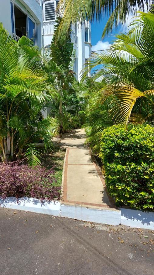 Tropical Palms Apartment Mauritius Pointe aux Canonniers Exterior photo